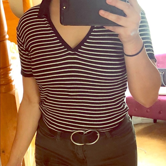 Polo Tee Brandy Melville - Picture 1 of 2